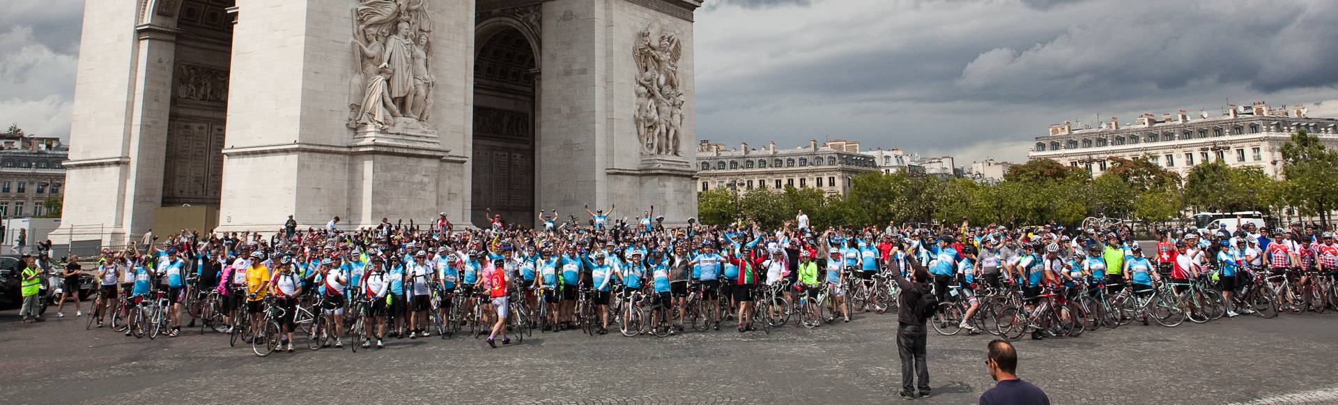 Challengers on the London to Paris cycle
