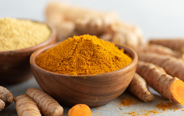 Ask the dietician: "Does turmeric help with aches and pains?"