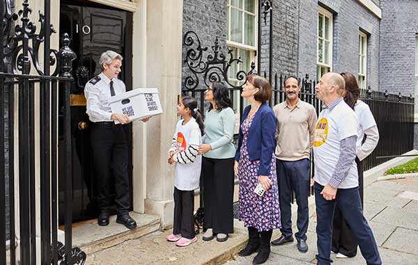 Open Letter Hand In To No 10